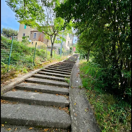 Narnia E La Rocca Di Albornoz Alojamento de Acomodação e Pequeno-almoço Narni